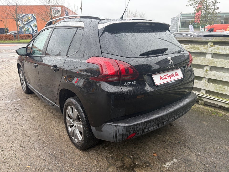 Peugeot 2008 1,6 BlueHDi 100 Chili 5d