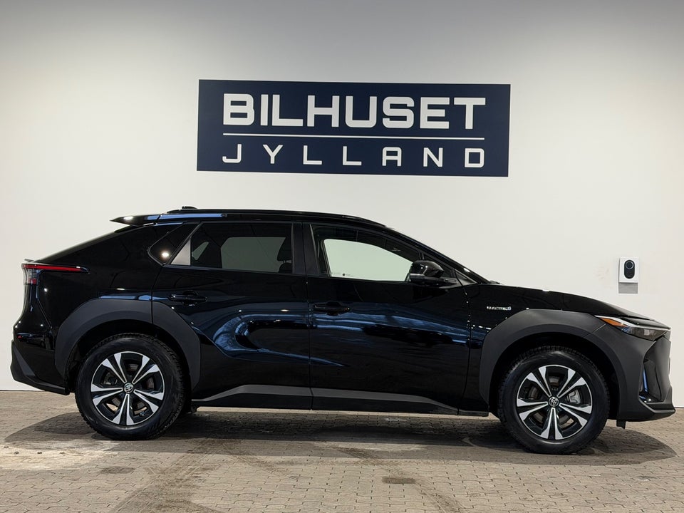 Toyota bZ4X Active 5d