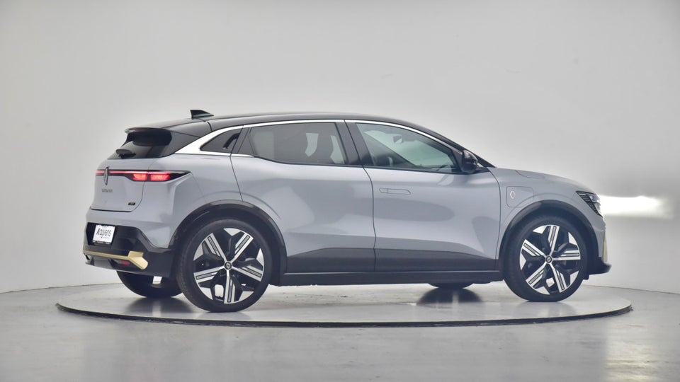 Renault Megane E-Tech 60 Iconic 5d