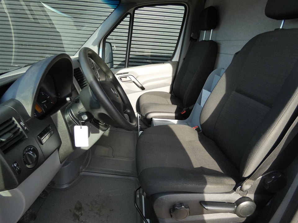 Mercedes Sprinter 316 2,2 CDi R2 Kassevogn 6d