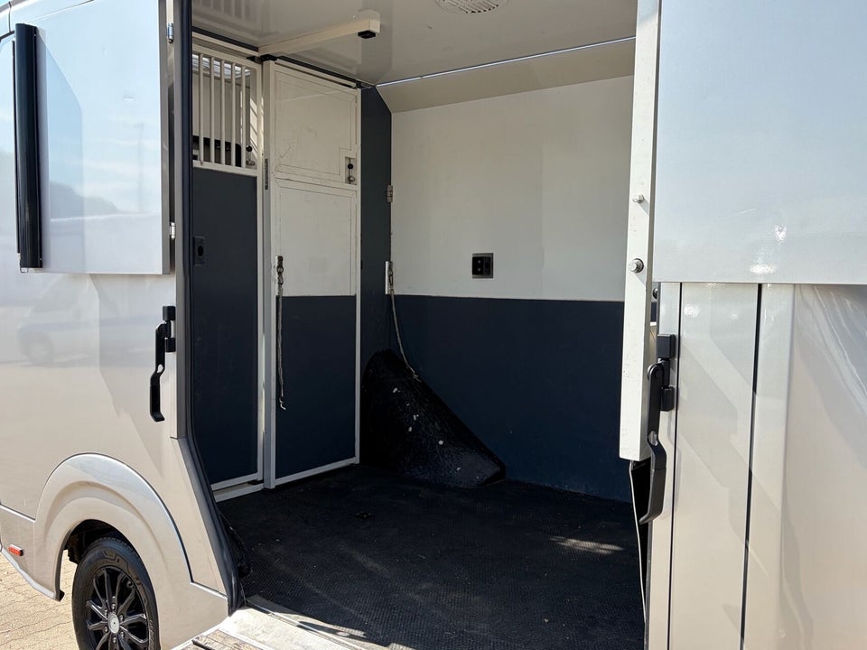 Mercedes Sprinter 315 2,0 CDi A2 Chassis aut. FWD 2d