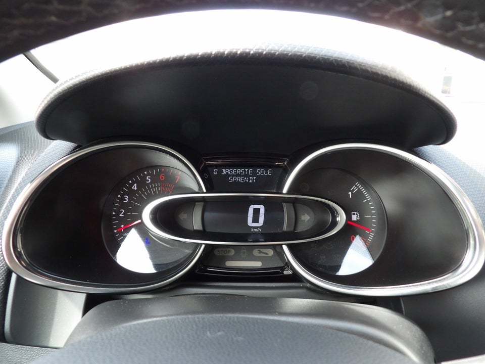 Renault Clio IV 0,9 TCe 90 Zen Sport Tourer 5d