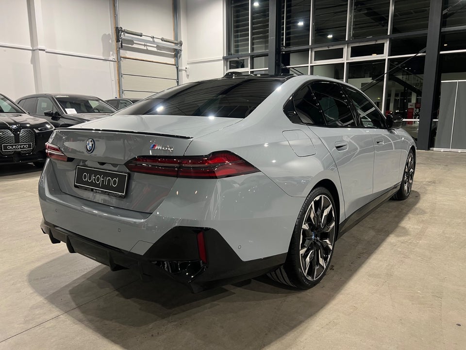 BMW i5 M60 xDrive 4d