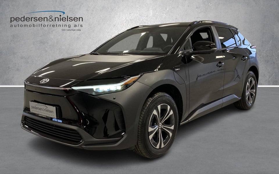 Toyota bZ4X 73 Executive 5d