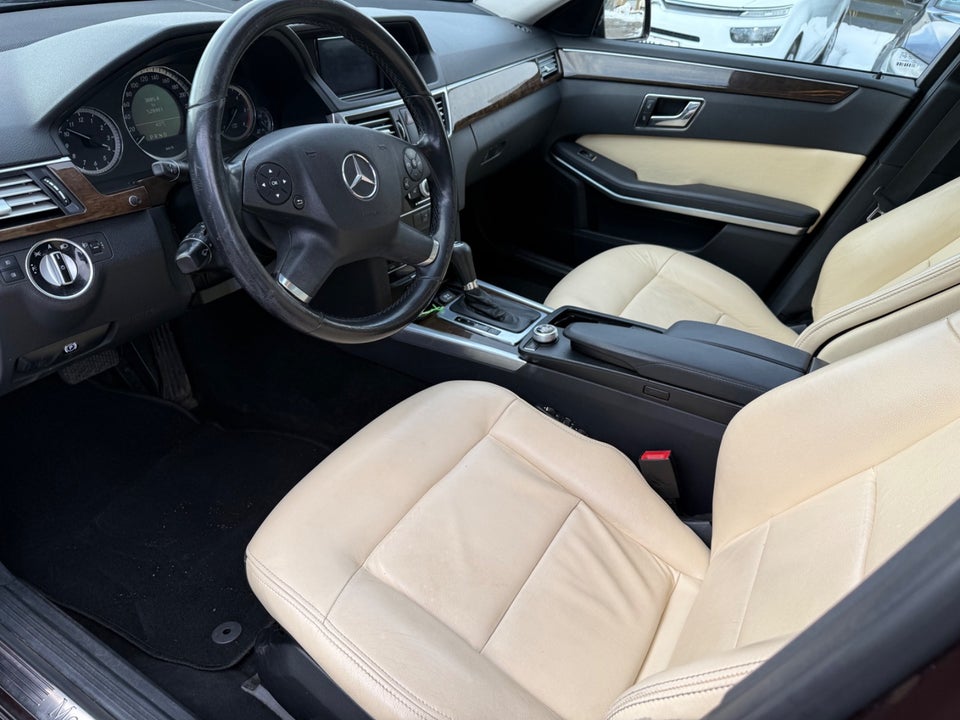 Mercedes E200 2,2 CDi stc. aut. BE 5d