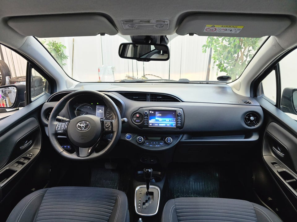 Toyota Yaris 1,5 Hybrid H3 Smart e-CVT 5d