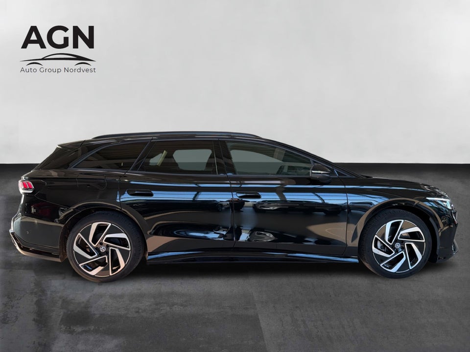 VW ID.7 77 Style+ Tourer 5d