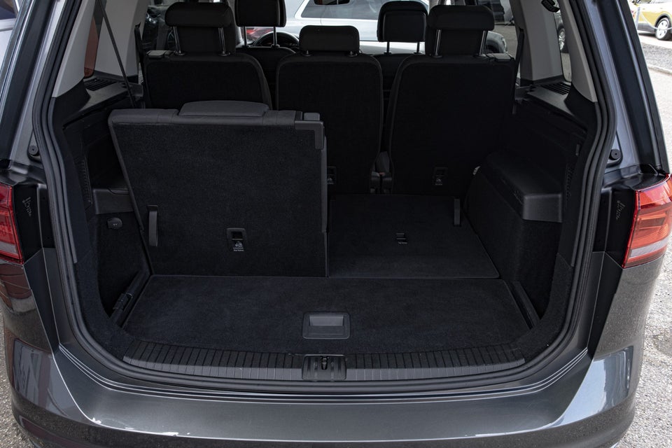 VW Touran 2,0 TDi 150 Highline DSG 7prs 5d
