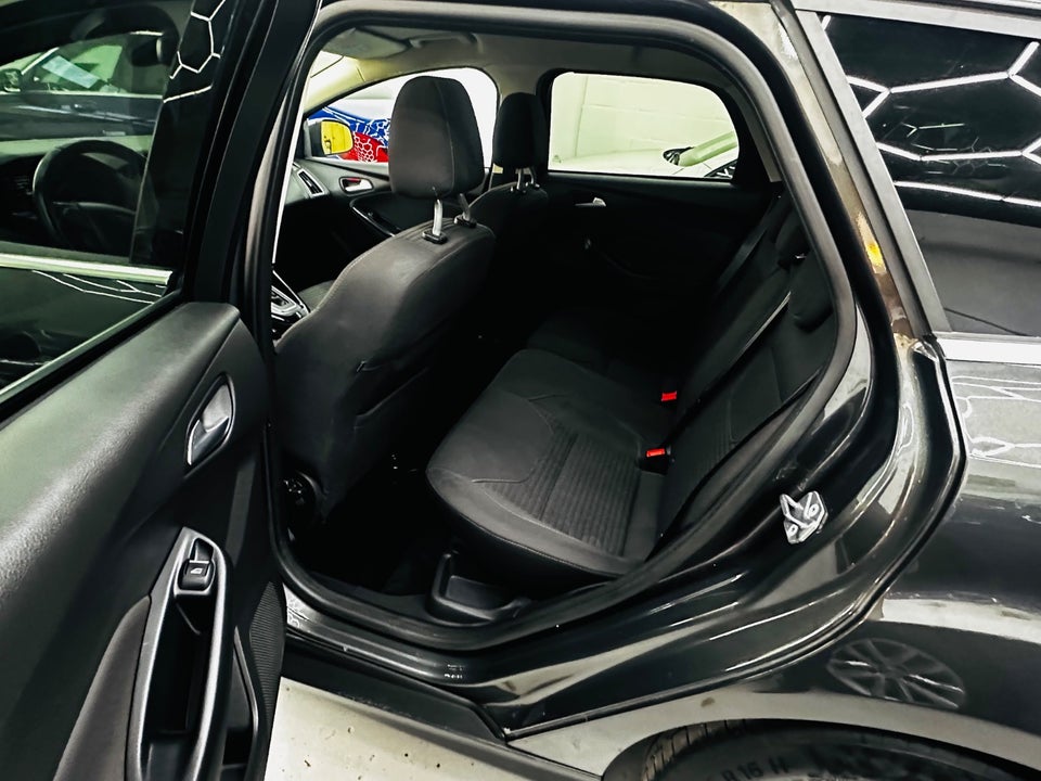 Ford Focus 1,0 SCTi 125 Titanium stc. aut. 5d