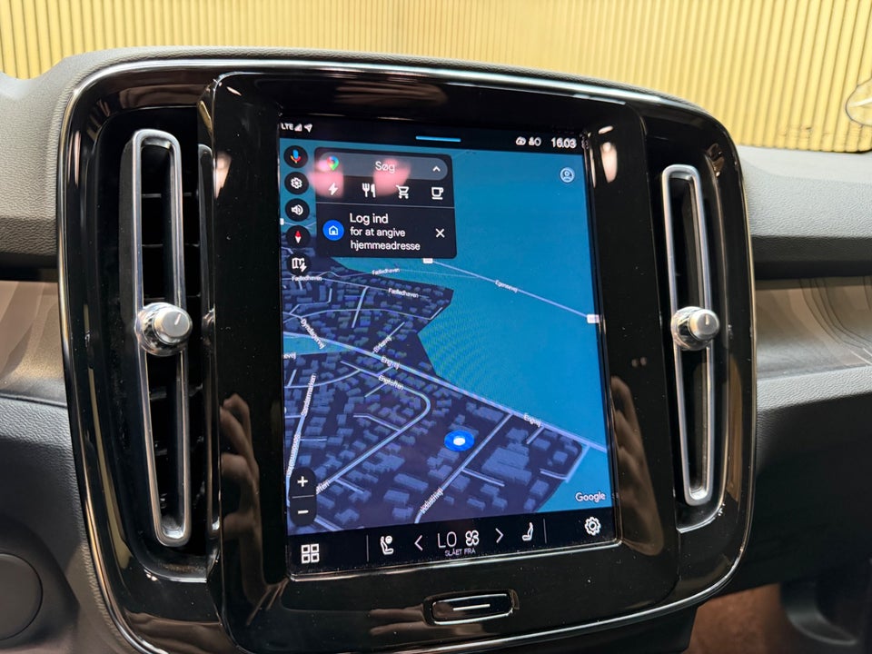 Volvo XC40 P6 ReCharge Core 5d
