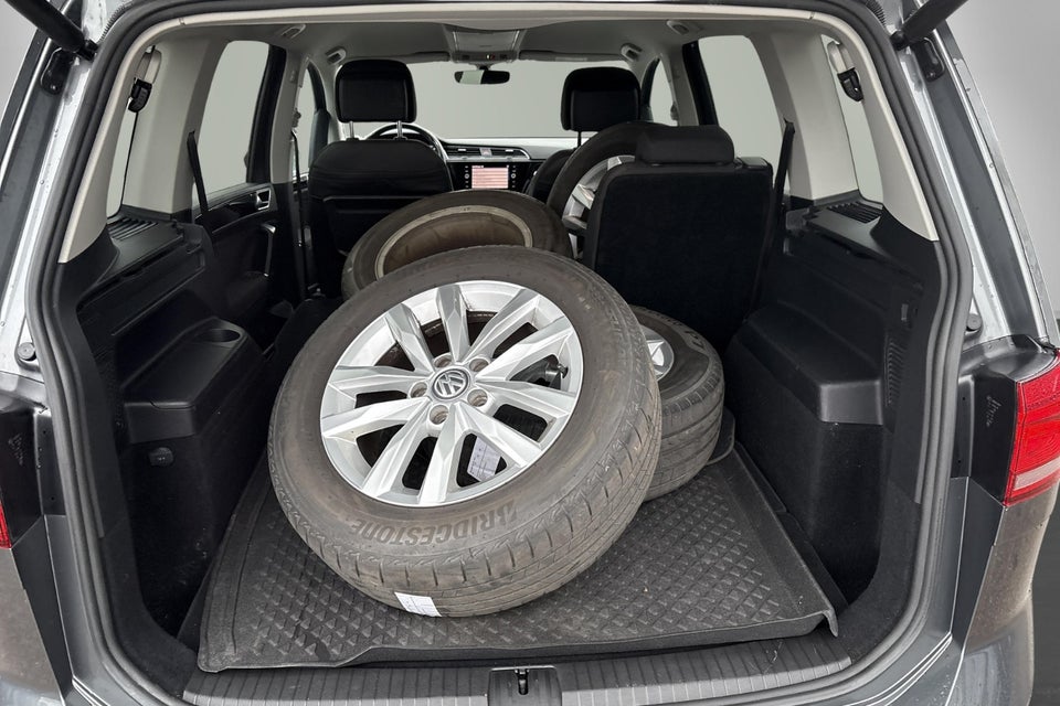 VW Touran 1,5 TSi 150 Highline DSG 7prs 5d