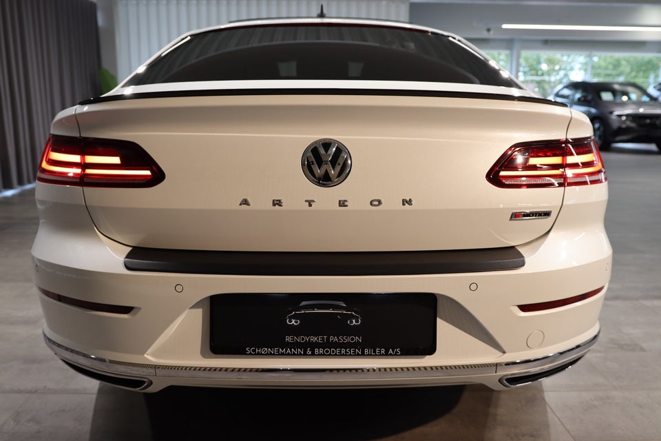 VW Arteon 2,0 TDi 240 R-line DSG 4Motion 4d