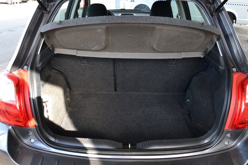 Toyota Auris 1,6 T2 5d