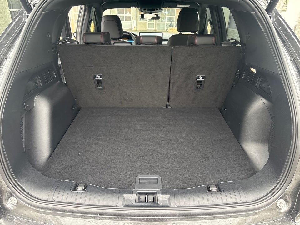 Ford Kuga 2,5 PHEV ST-Line X CVT 5d