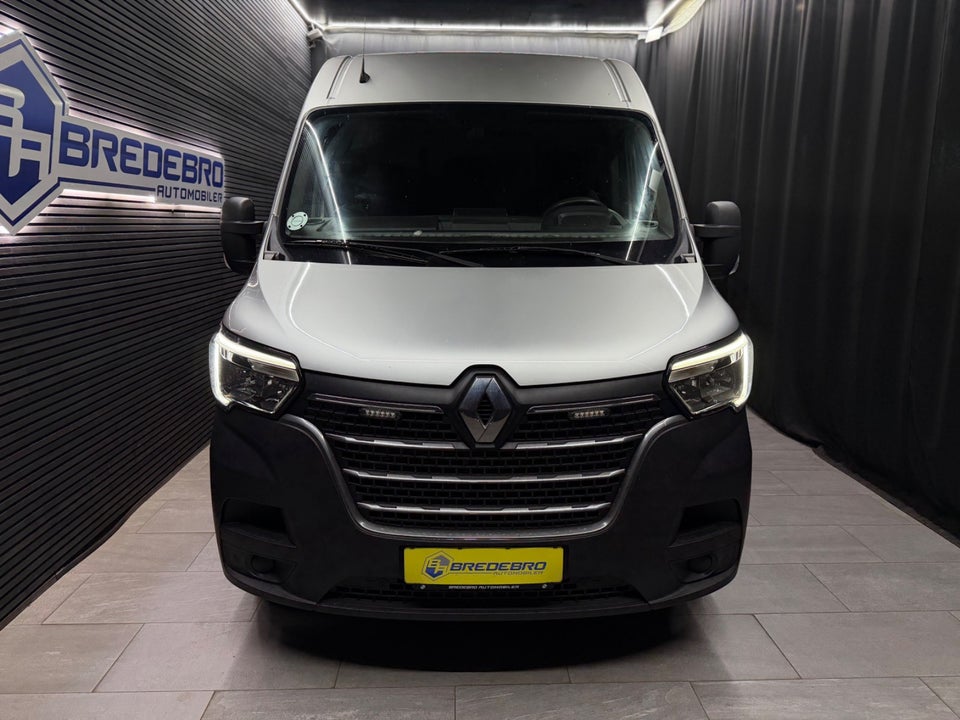 Renault Master III T35 2,3 dCi 145 L3H3 Kassevogn RWD