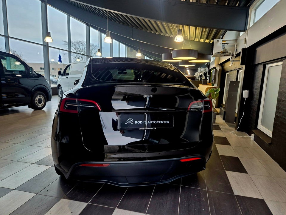 Tesla Model Y Long Range RWD 5d