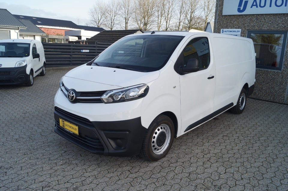 Toyota ProAce 2,0 D 120 Long Comfort 5d