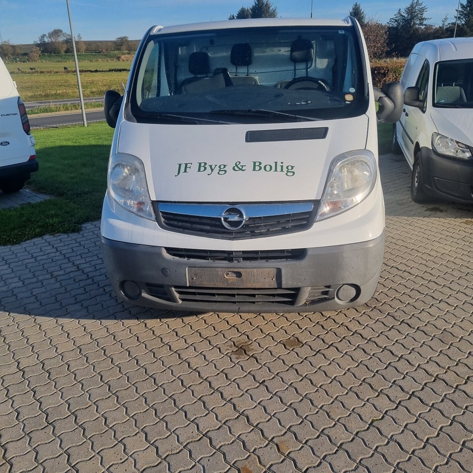 Opel Vivaro 2,0 CDTi 114 Van L2H1 4d