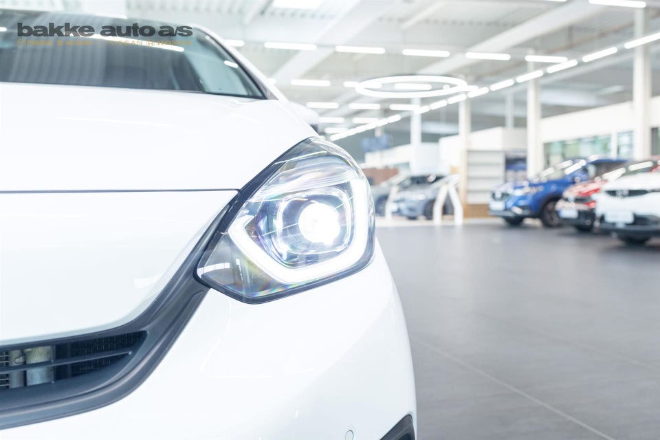 Honda Jazz 1,5 i-MMD Elegance eCVT 5d