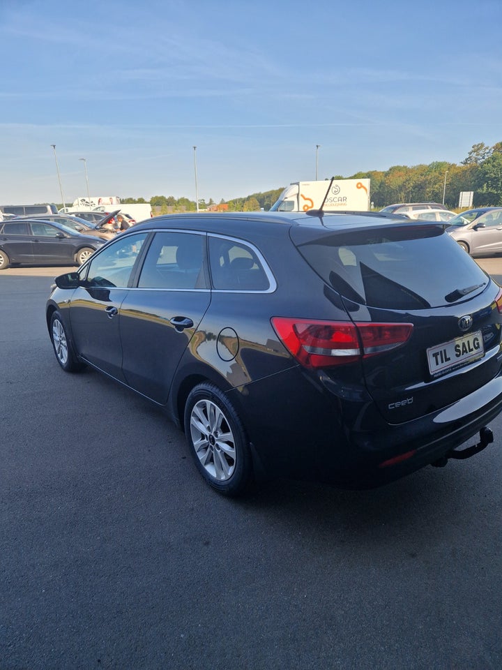 Kia Ceed 1,6 CRDi 110 Style+ Clim SW 5d