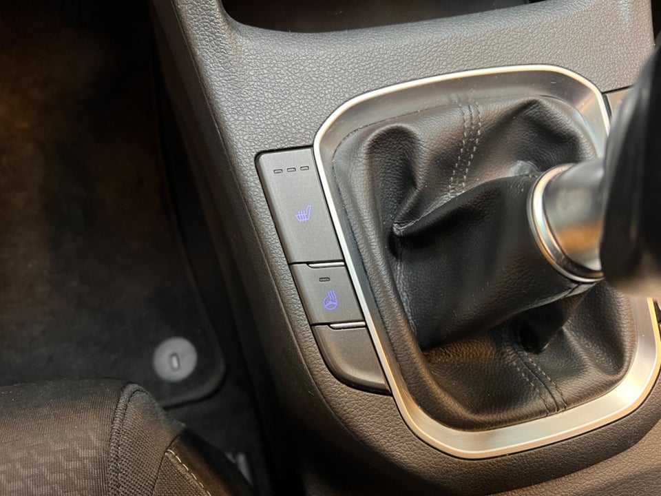 Hyundai i30 1,4 T-GDi Trend stc. 5d