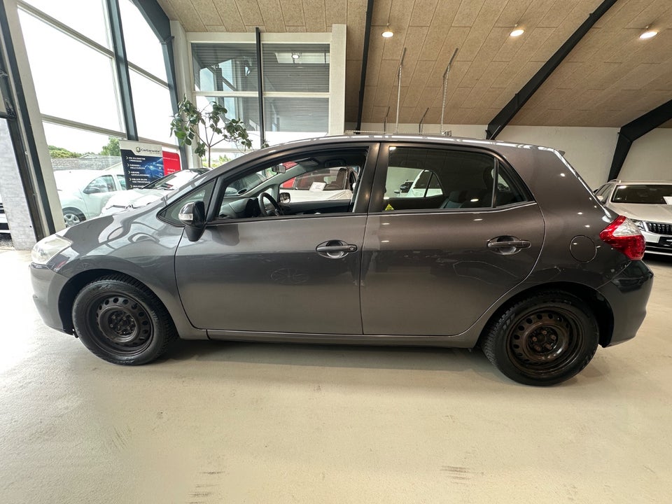 Toyota Auris 1,6 T2 5d