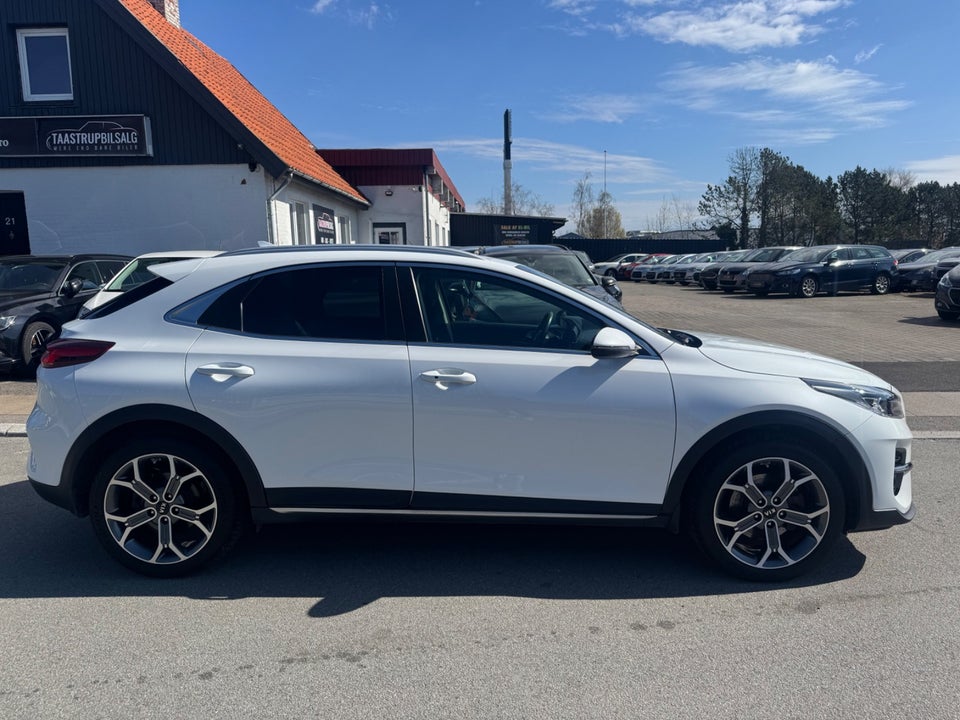 Kia XCeed 1,6 PHEV Upgrade DCT 5d