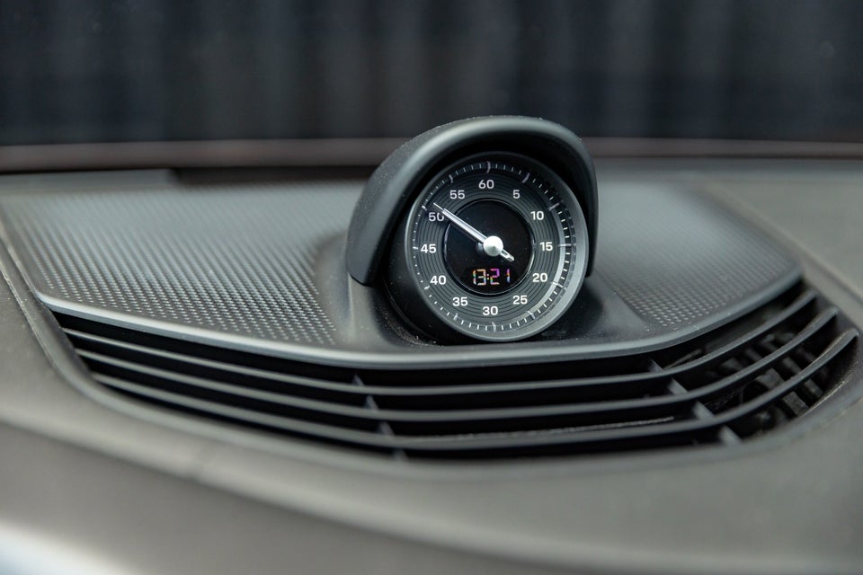 Porsche Taycan 4S Performance+ 4d