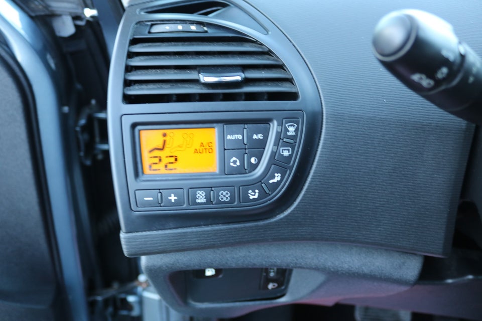 Citroën Grand C4 Picasso 2,0 HDi 138 VTR E6G 7prs 5d