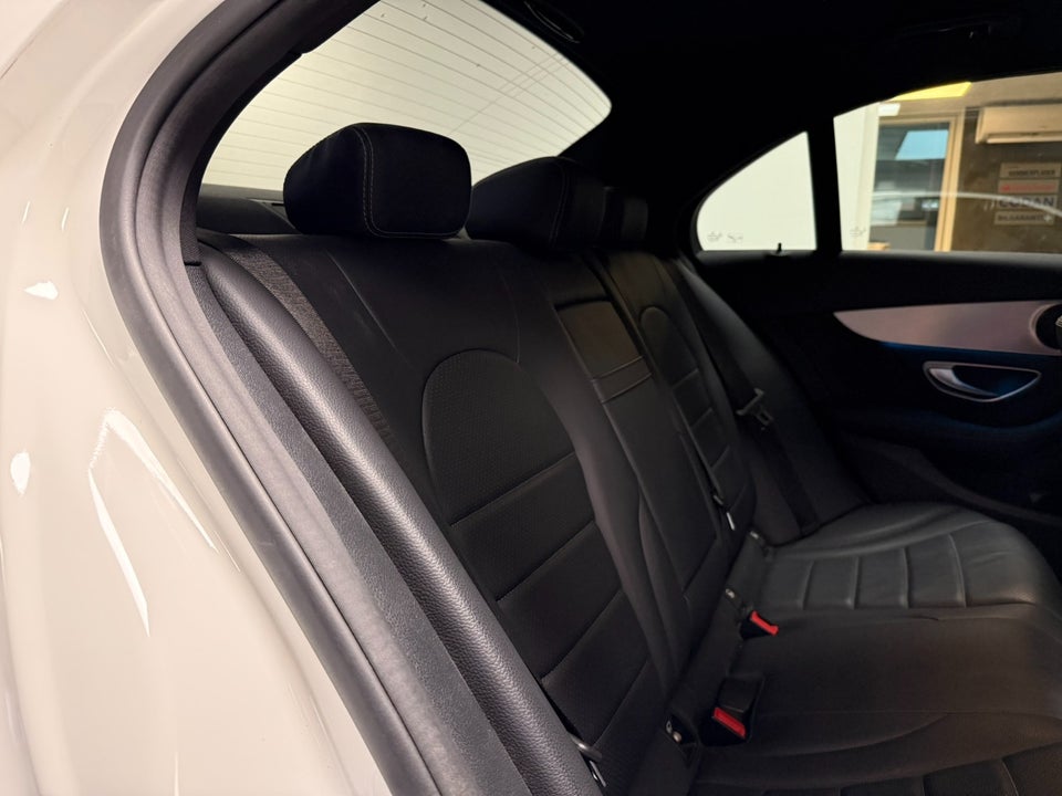 Mercedes C350 e 2,0 AMG Line aut. 4d