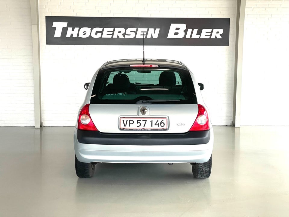 Renault Clio II 1,2 Expression aut. 5d