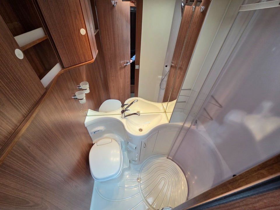 Euramobil Integra Line 2,3 JTD 655 EB 2d