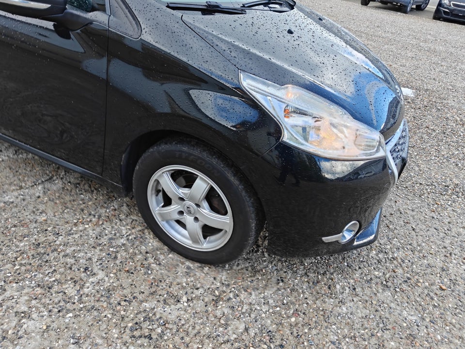 Peugeot 208 1,0 VTi Access Air 5d