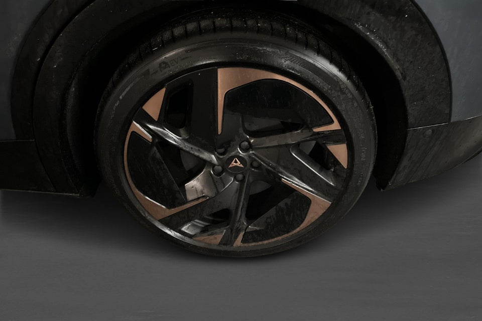 Cupra Tavascan 77 Adrenaline 5d