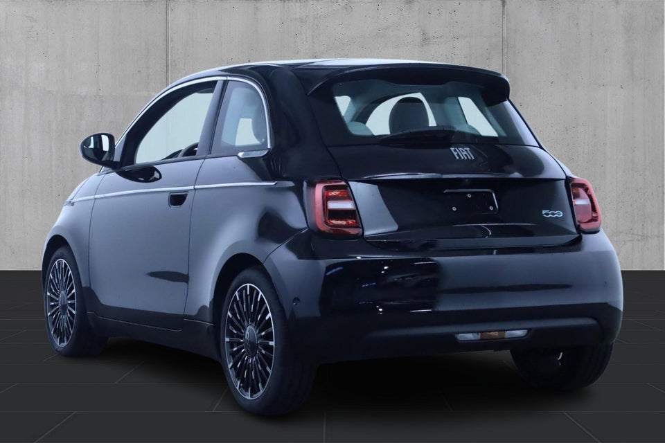 Fiat 500e 42 la Prima by Bocelli 3d
