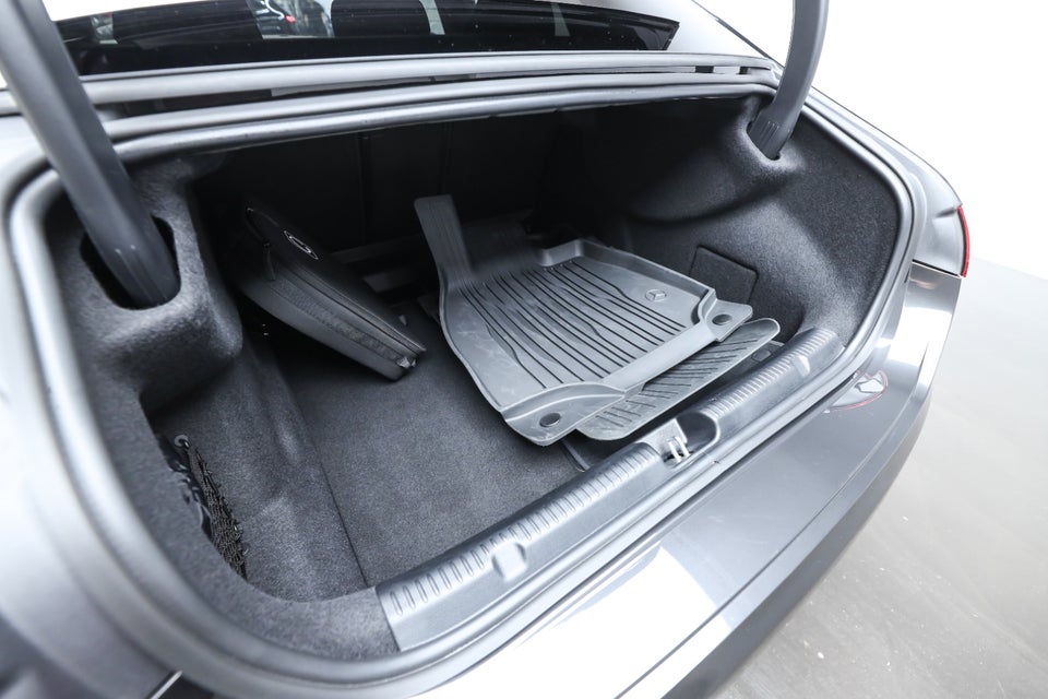 Mercedes EQE350+ AMG Line 4d