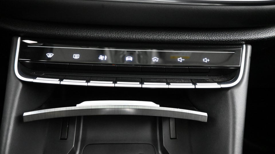 MG EHS 1,5 PHEV Luxury 5d