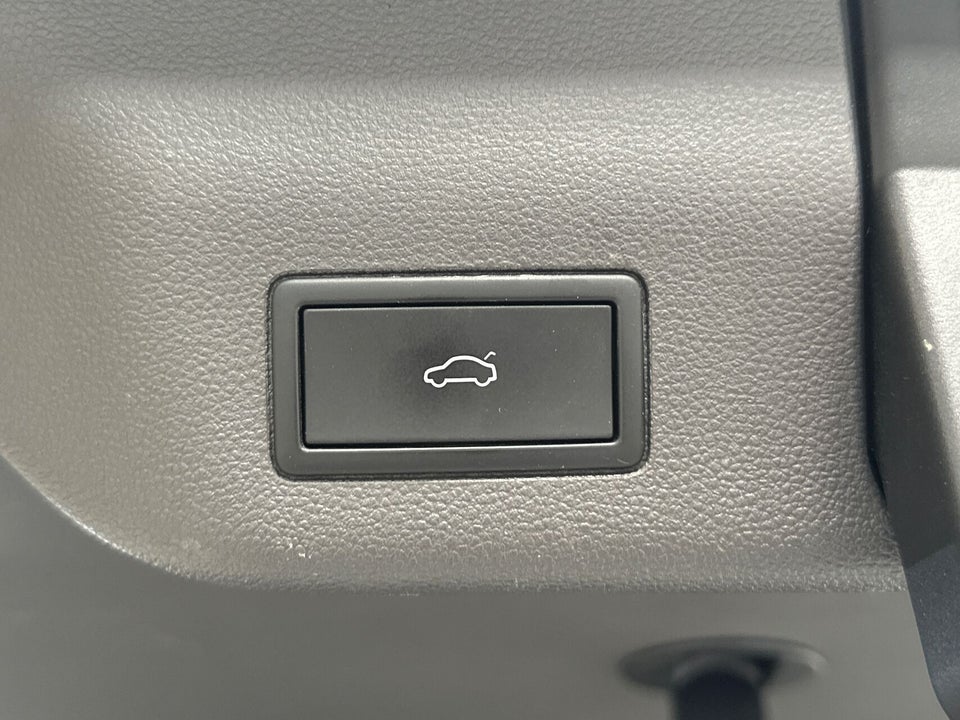 VW Multivan 1,4 eHybrid Style DSG kort