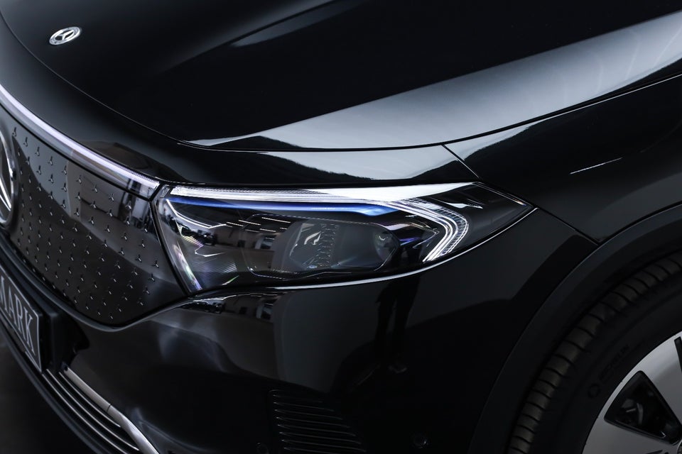 Mercedes EQA350 Progressive 4Matic 5d