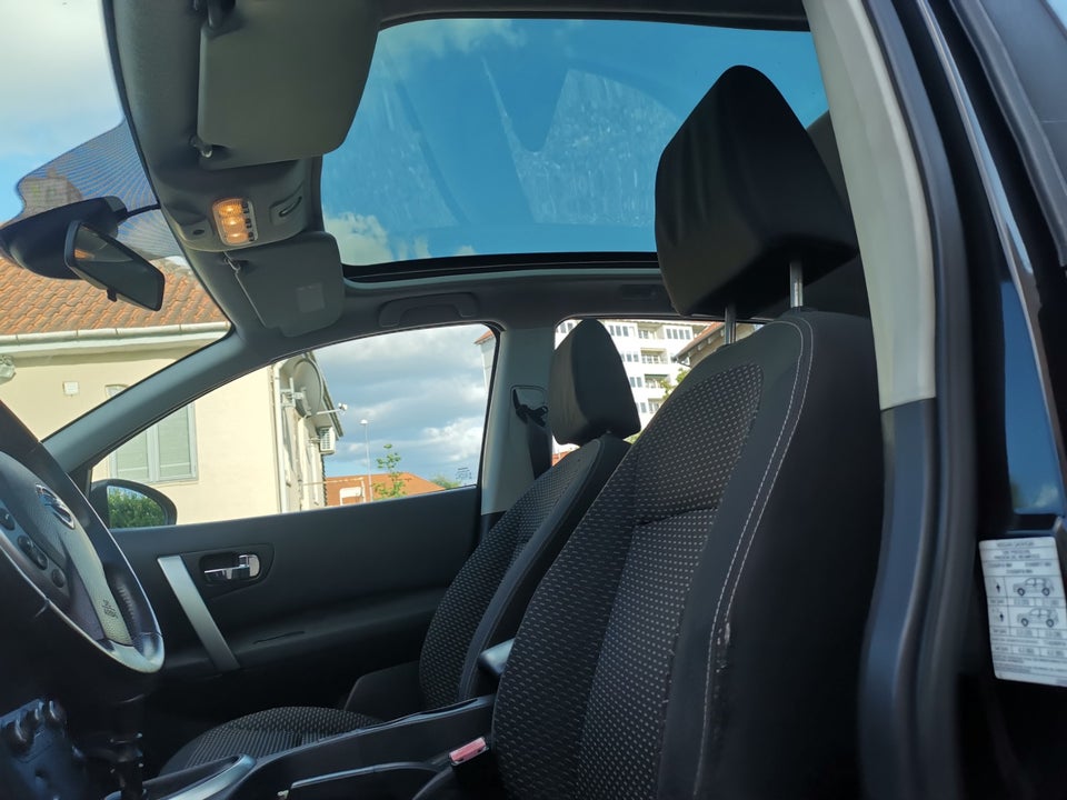 Nissan Qashqai 2,0 Tekna 5d