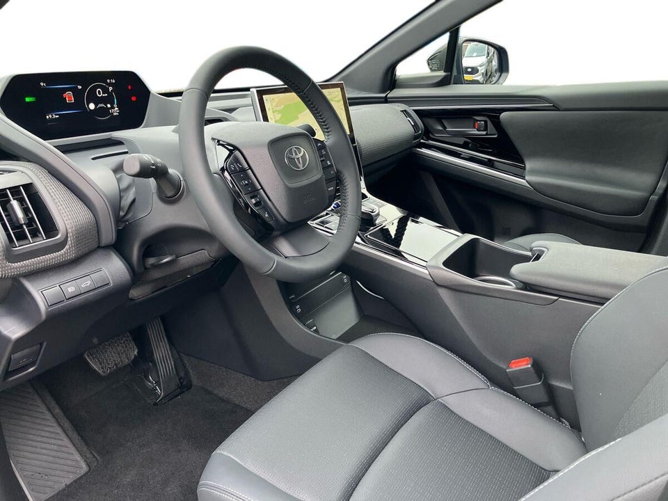 Toyota bZ4X Executive 5d