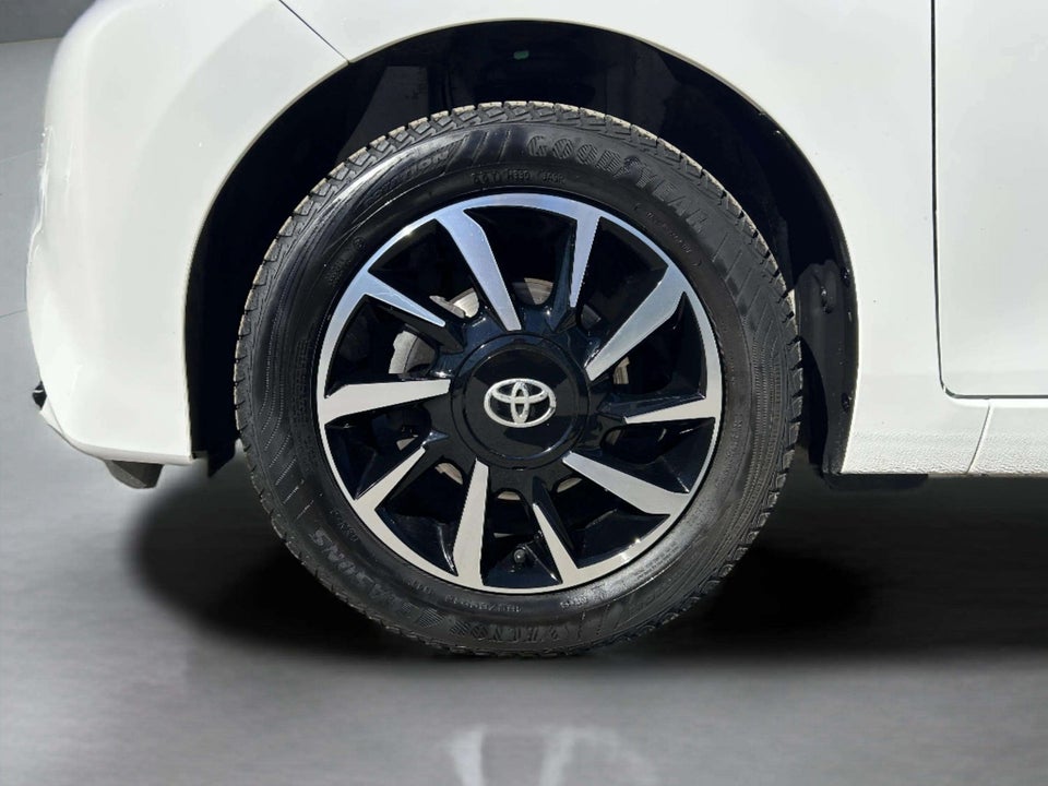 Toyota Aygo 1,0 VVT-i x-cite 5d