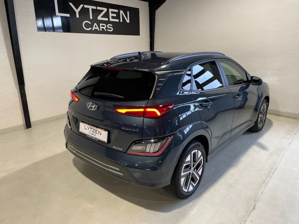 Hyundai Kona 64 EV Pure 5d