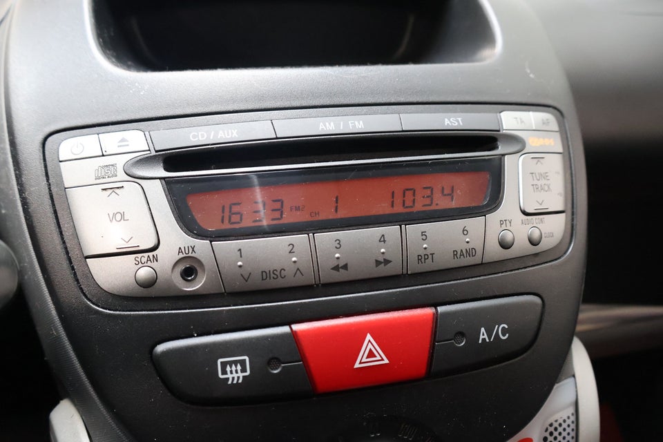 Peugeot 107 1,0 Cool 5d