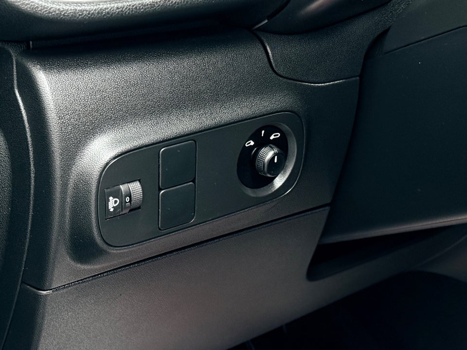 Citroën C3 1,2 PureTech 83 Feel Sport 5d