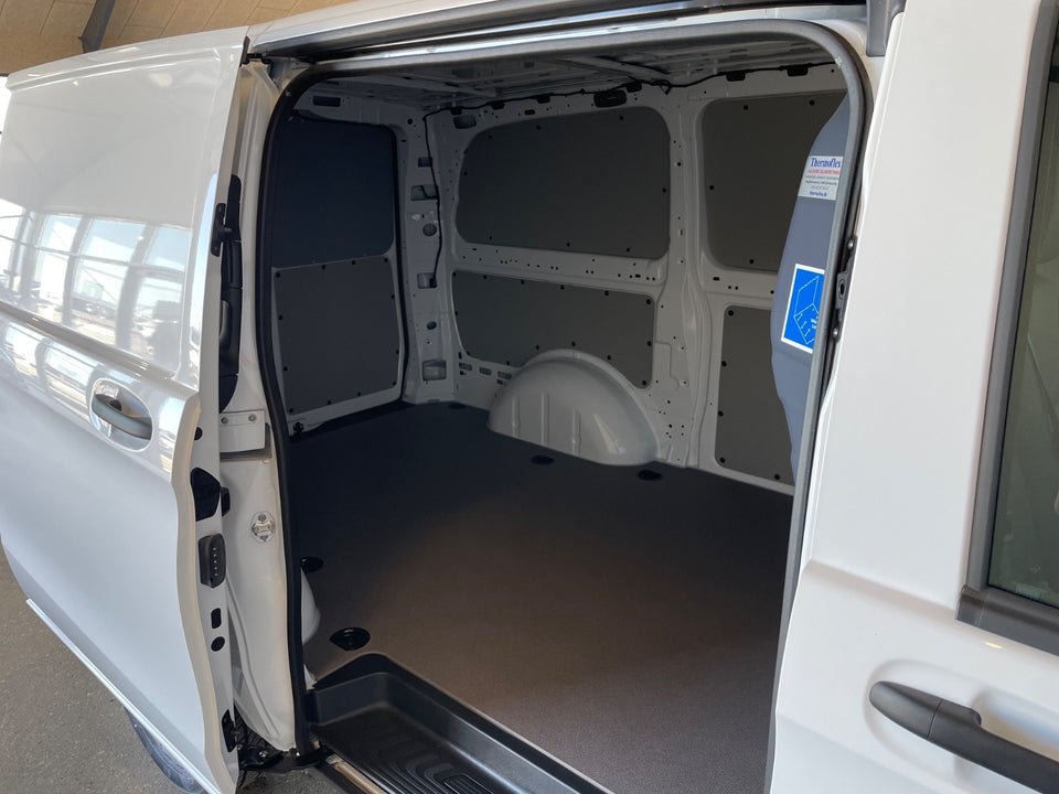 Mercedes Vito 114 2,0 CDi A2 Kassevogn PRO aut. RWD