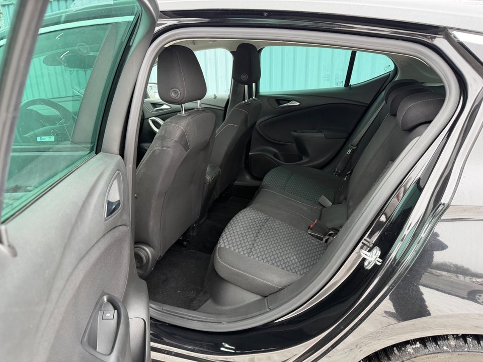 Opel Astra 1,0 T 105 Enjoy 5d