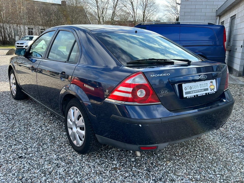 Ford Mondeo 1,8 Active 110 5d