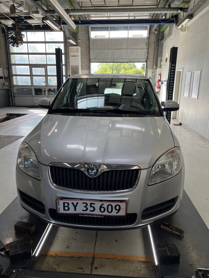 Skoda Fabia 1,6 16V Elegance aut. 5d