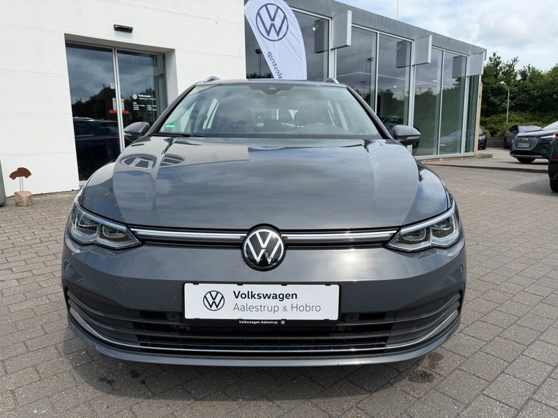 VW Golf VIII 2,0 TDi 150 Style Variant DSG 5d